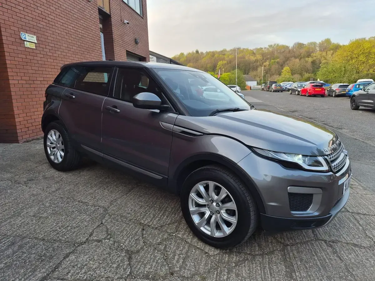 Used Land Rover Range Rover evoque SE 150 HP (110 kW) 2016 Grey Estate