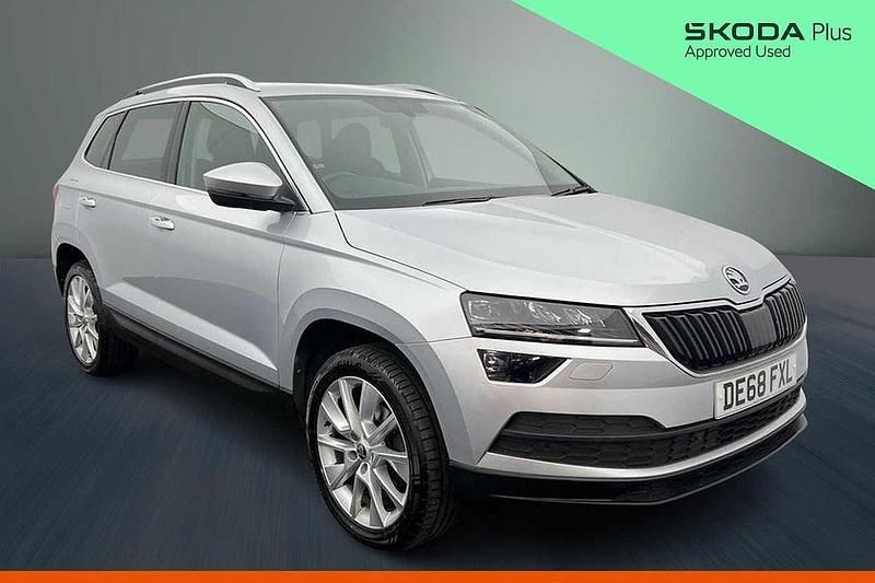 Used Skoda Karoq 85 HP (62 kW) 2018 Brilliant silver metallic SUV