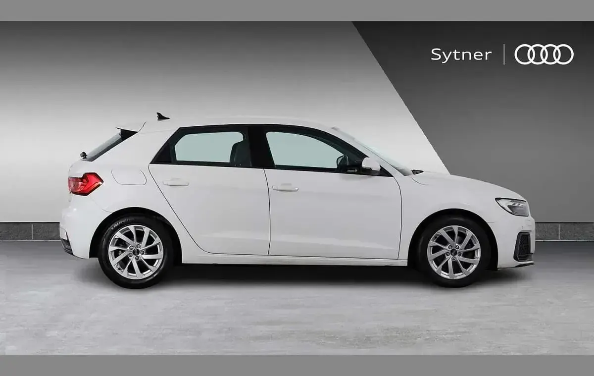 Used Audi A1 Sport 108 HP (79 kW) 2021 White SUV