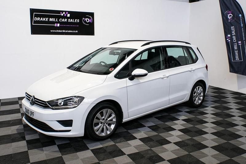 Used VW Golf Sportsvan SE 2016 White MPV