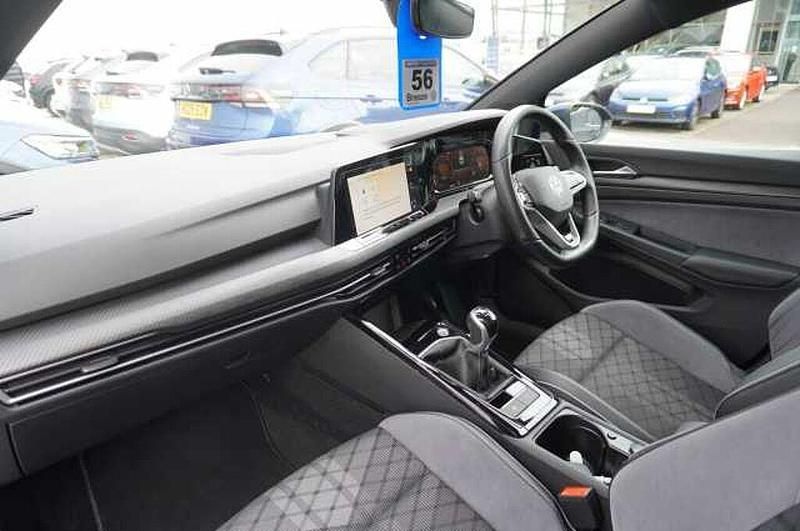 Used VW Golf VIII 150 HP (110 kW) 2024