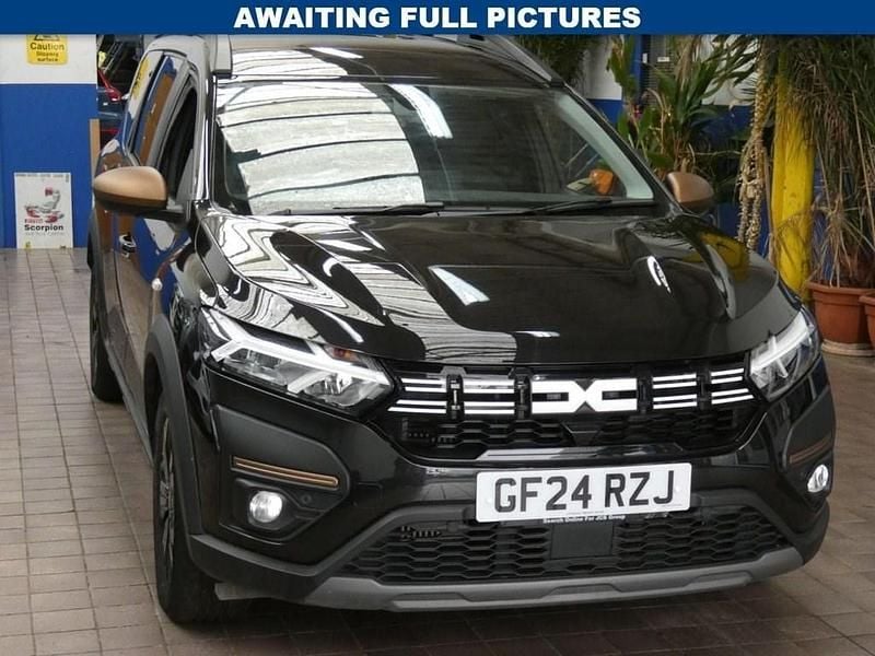 Used Dacia Jogger Extreme 110 HP (80 kW) 2024 Black MPV