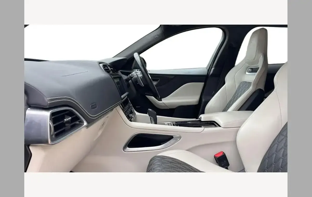Used Jaguar F-Pace Supercharged 550 HP (404 kW) 2020 Santorini black SUV
