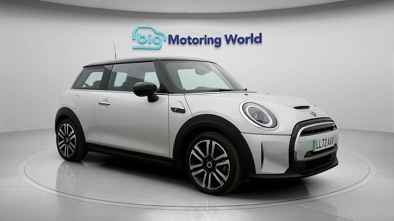 Used Mini Cooper SE Hatch 133 kW (181 HP) 2023 Hatchback