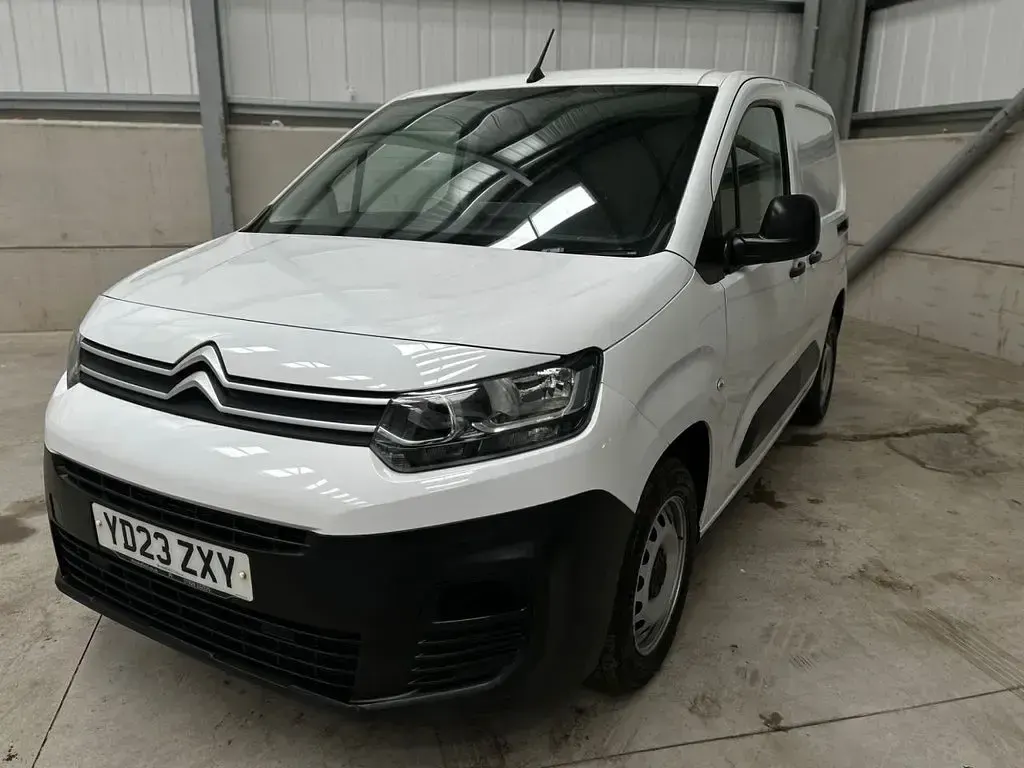 Used Citroën e-Berlingo 100 HP (73 kW) 2023 White