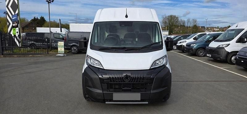 Nouă Peugeot Boxer S 138 CP (101 kW) 2026 Alb Van
