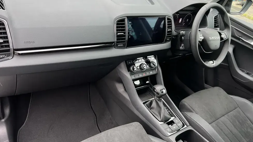 New Skoda Karoq SE L 150 HP (110 kW) 2026 Black magic pearlescent SUV