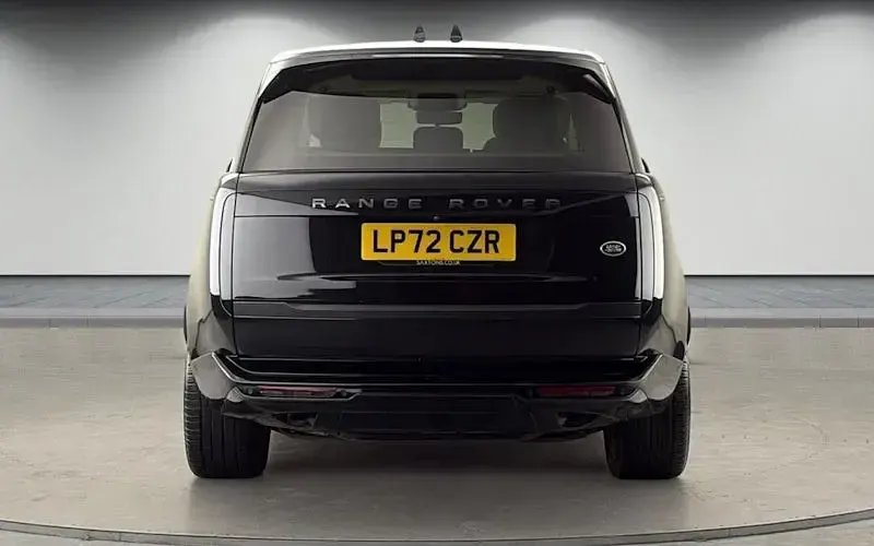 Używany Land Rover Range Rover HSE 441 KM (324 kW) 2023 Czarny SUV