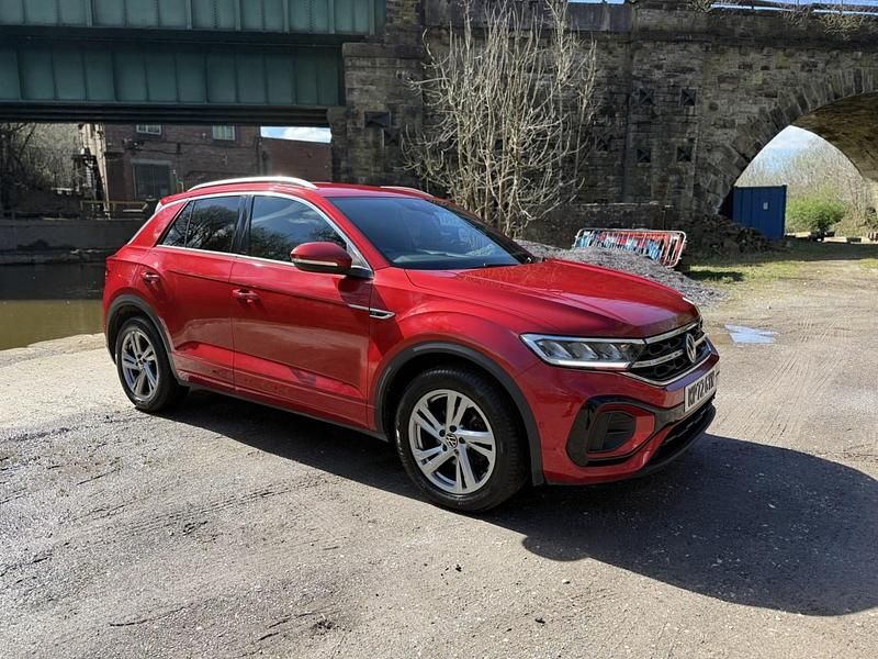 Used VW T-Roc R-line 150 HP (110 kW) 2022 Red SUV