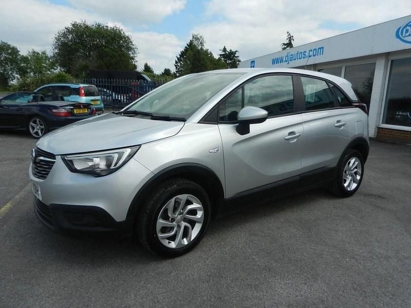 Used Vauxhall Crossland X S 110 HP (80 kW) 2017 Silver SUV