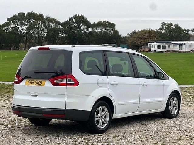 Used Ford Galaxy Zetec 140 HP (102 kW) 2011 White MPV