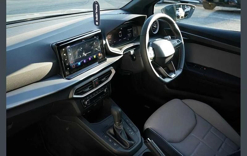 New Seat Arona FR Sport 115 HP (84 kW) 2026 Grey SUV