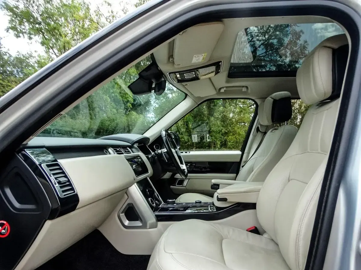 Used Land Rover Range Rover Autobiography 2018 Silver SUV