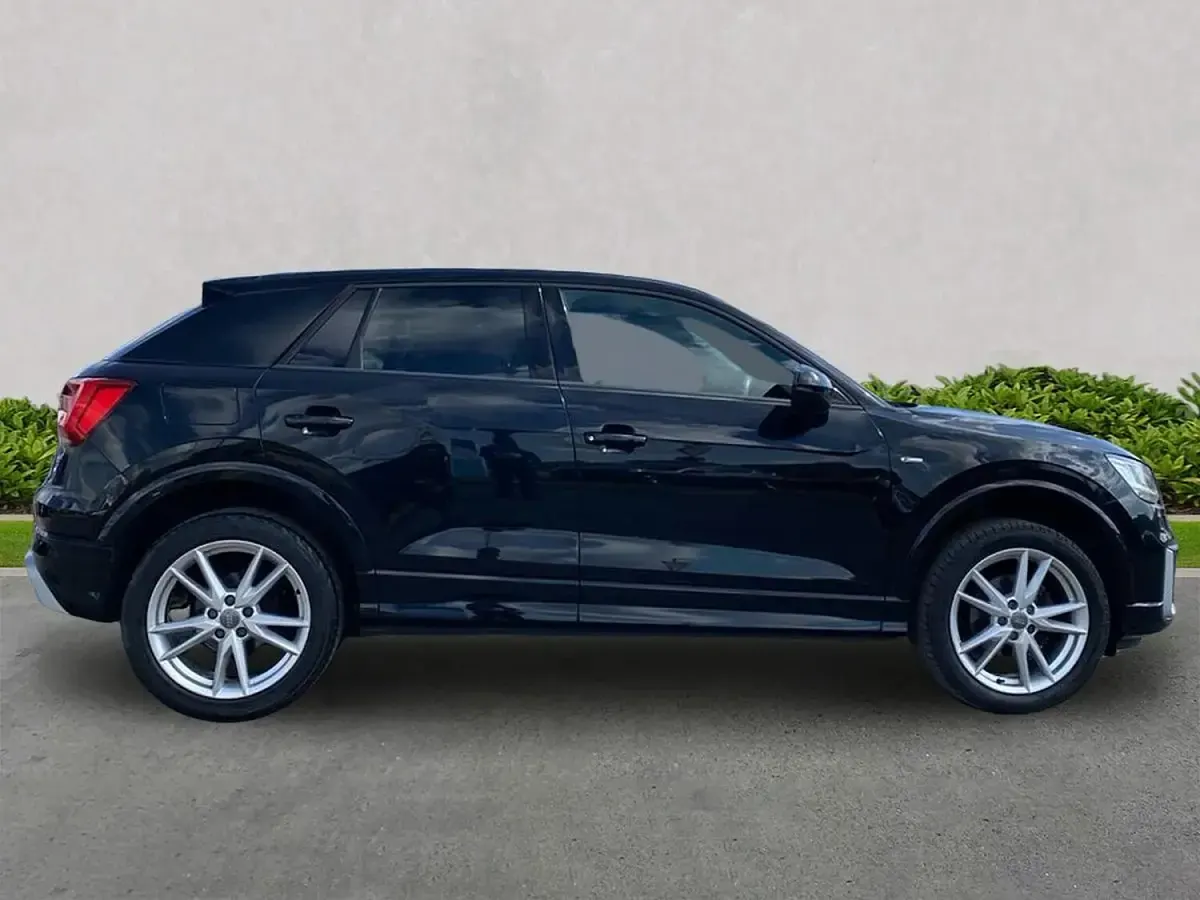 Used Audi Q2 S-Line 150 HP (110 kW) 2019 Black SUV