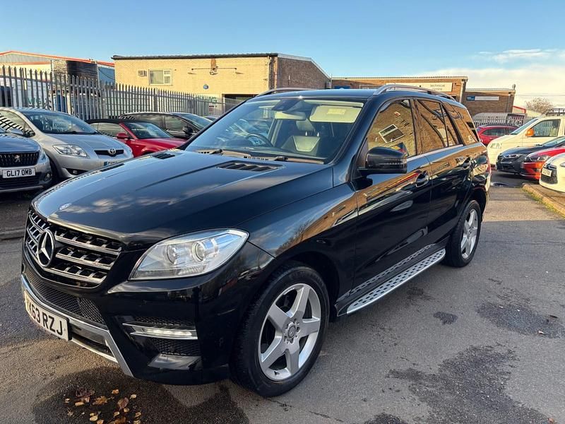 Black Used 2013 Mercedes ML250 AMG SUV | £11,975 (Fair price) - Image 1/4