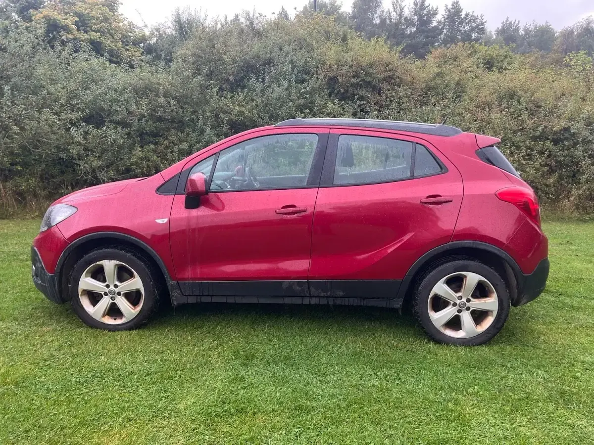 Used Vauxhall Mokka 130 HP (95 kW) 2015 Red SUV