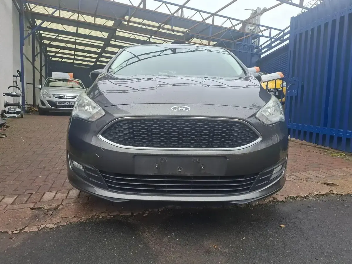 Used Ford C-MAX Zetec 125 HP (91 kW) 2015 Grey MPV