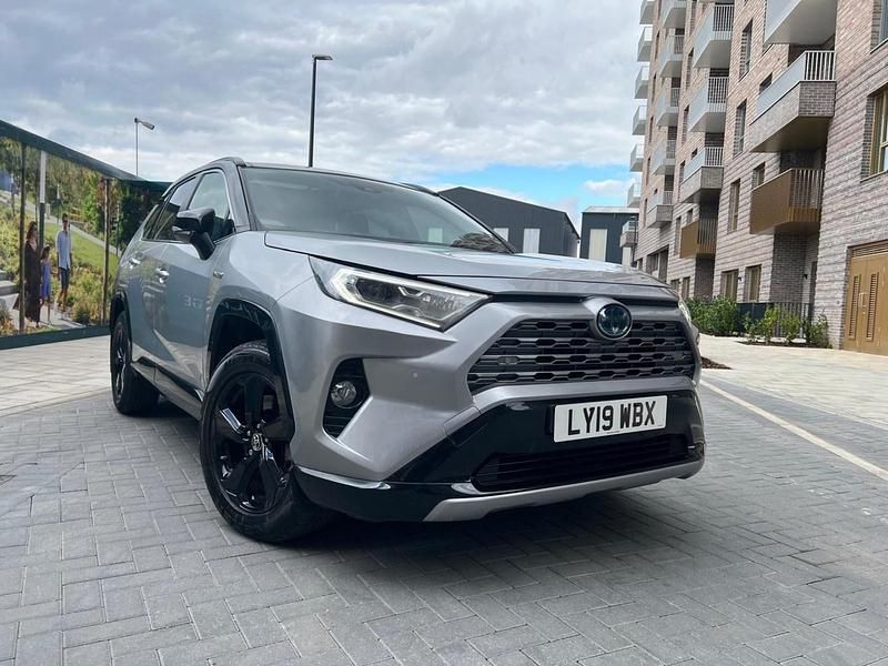 Used Toyota RAV4 2019 Silver SUV