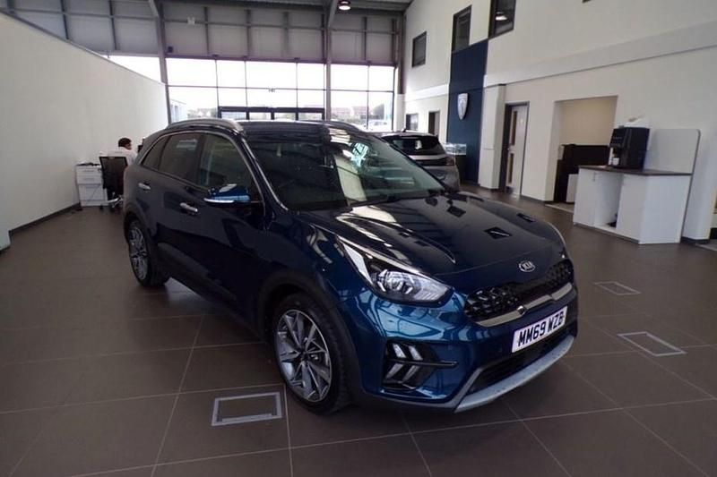 Blue Used 2020 Kia Niro 3 SUV | £14,999 (Fair price) - Image 1/1