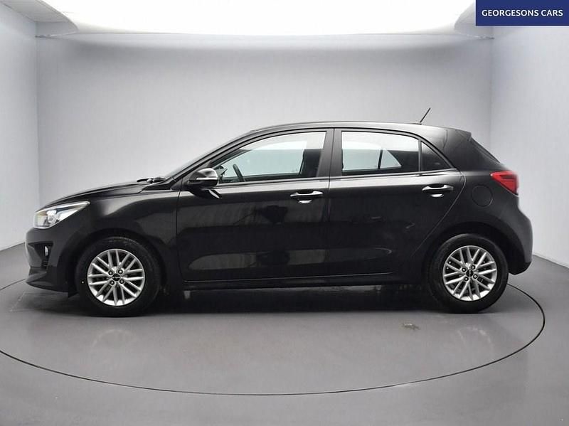 Used Kia Rio 99 HP (72 kW) 2022 Black Hatchback