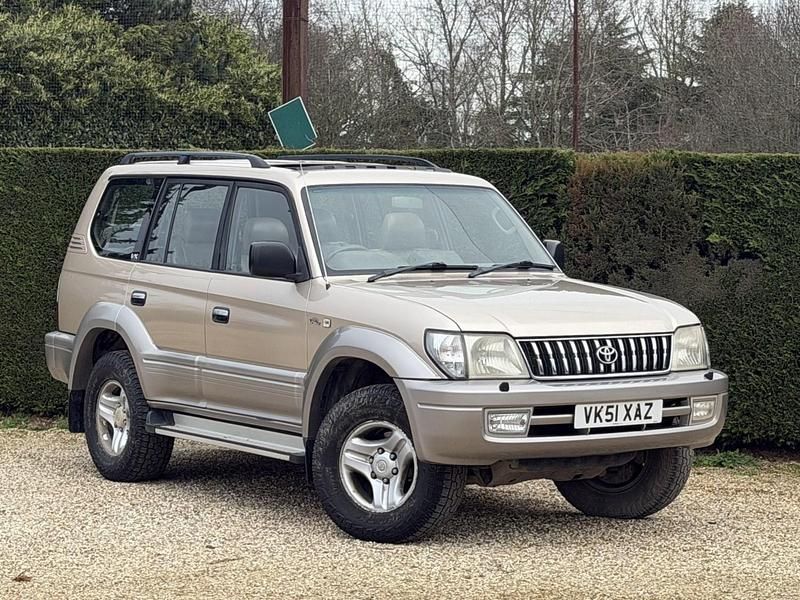 Used Toyota Land Cruiser 2001 Gold SUV