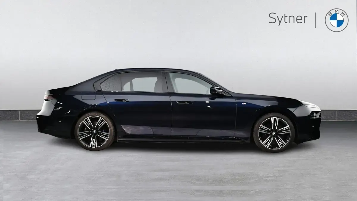 Used BMW i7 M Sport 330 kW (449 HP) 2023 Black Sedan