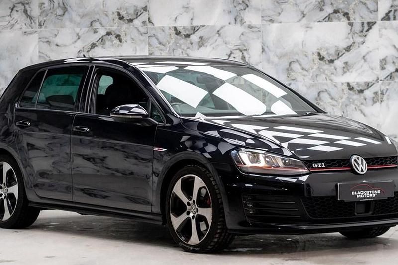 Used VW Golf VII GTI 2016