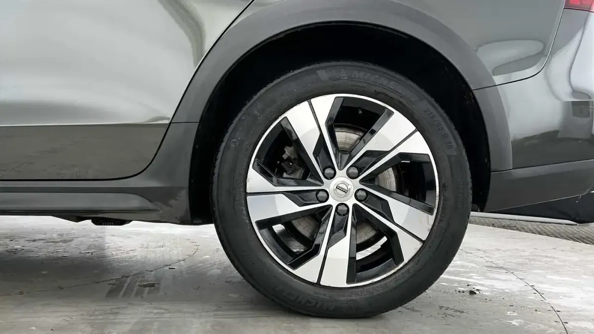 Used Volvo V60 CC 197 HP (144 kW) 2022 Estate