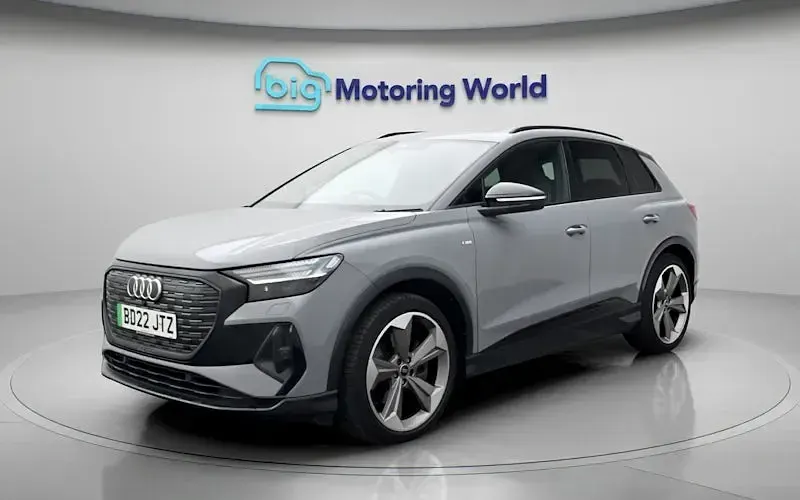 Used Audi Q4 e-tron Advanced 150 kW (204 HP) 2022 Grey SUV