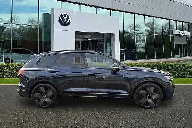 Used VW Touareg Black Edition 286 HP (210 kW) 2025 Blue SUV
