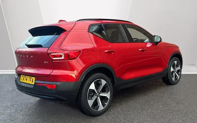 Used Volvo XC40 Plus 197 HP (144 kW) 2026 SUV