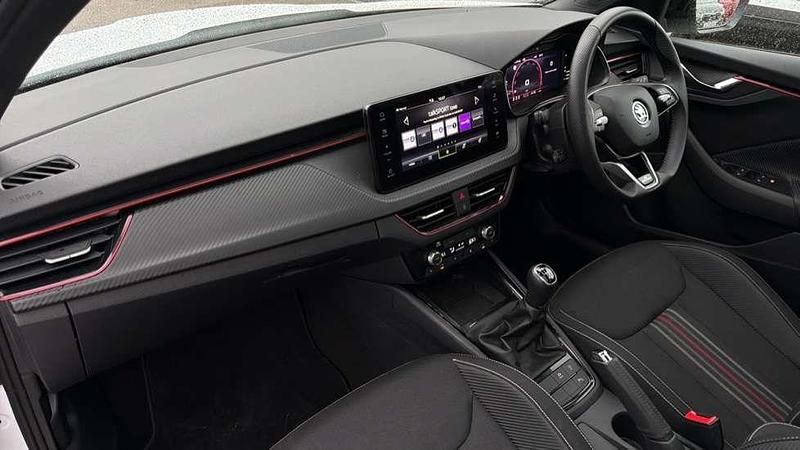 Used Skoda Kamiq Monte Carlo 116 HP (85 kW) 2025 Moon white metallic  SUV