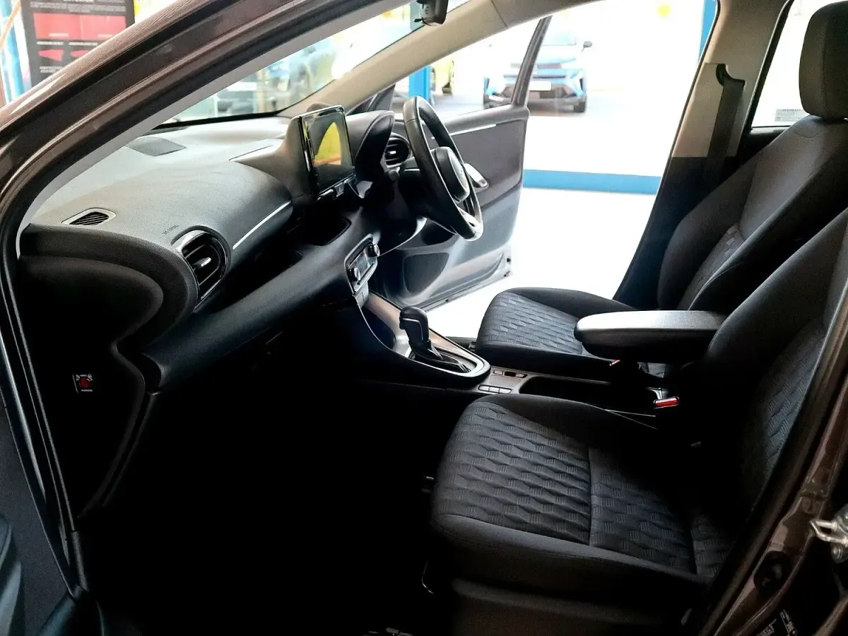 Used Mazda 2 Center-Line 116 HP (85 kW) 2025 Lead grey Hatchback