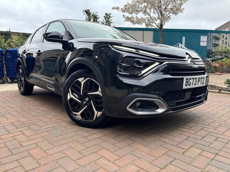 Używany Citroën C4 PureTech 2023 Czarny SUV