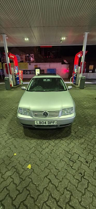 Used VW Bora 170 HP (125 kW) 2004 Silver Sedan
