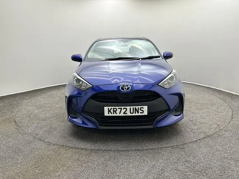 Used Toyota Yaris 2023 Blue Hatchback