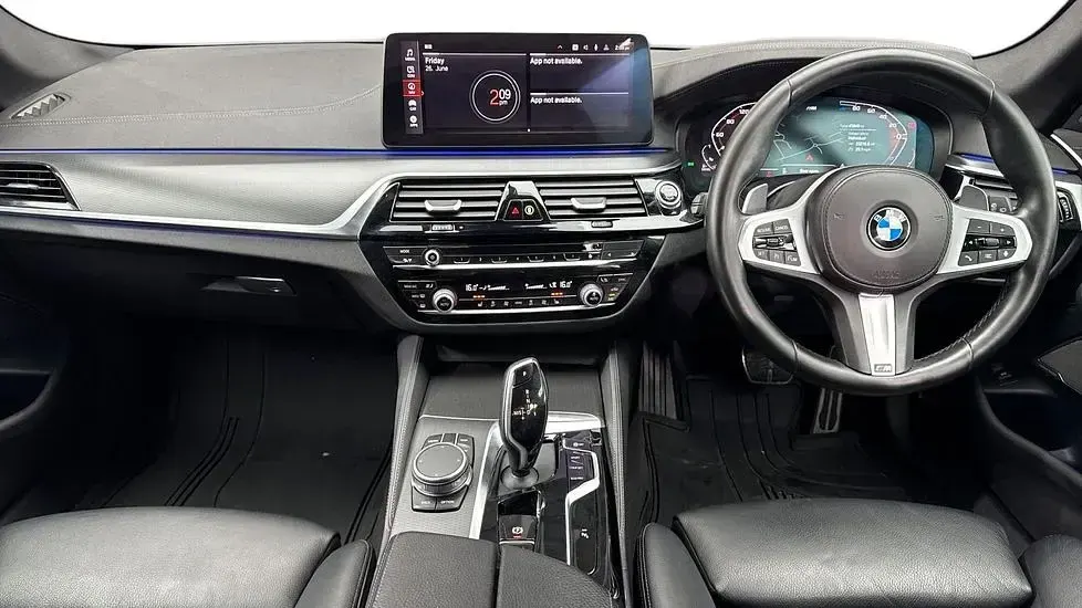 Used BMW 520 M Sport 187 HP (137 kW) 2021 Blue Estate