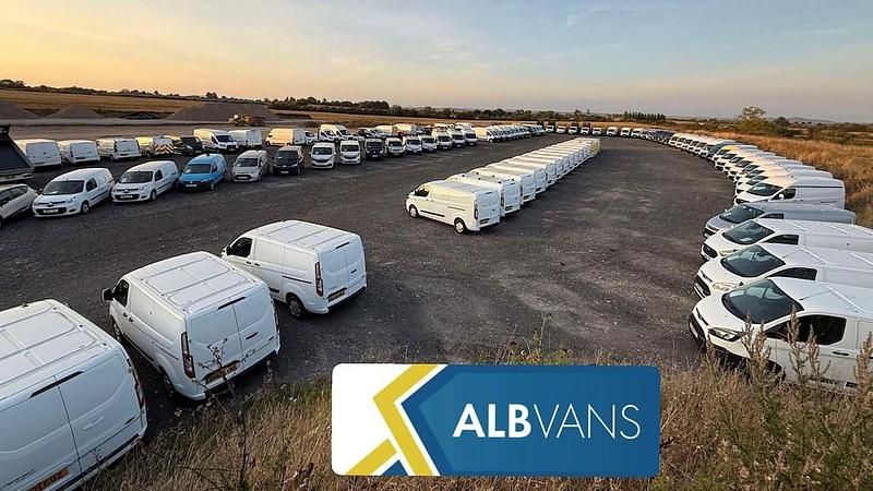 Używany Ford Transit S 130 KM (95 kW) 2020 Biały Van