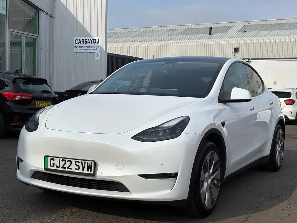 Used Tesla Model Y 282 kW (384 HP) 2022 White SUV