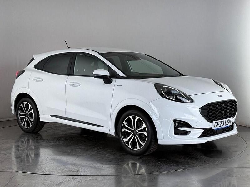 White Used 2023 Ford Puma ST-Line Hatchback | £15,300 (Super price) - Image 1/3