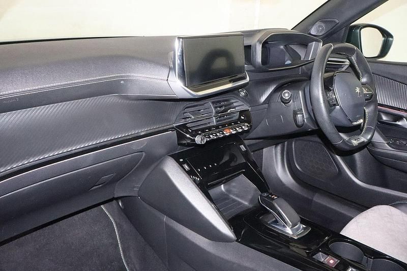 Used Peugeot e-2008 GT 98 kW (134 HP) 2020 White SUV