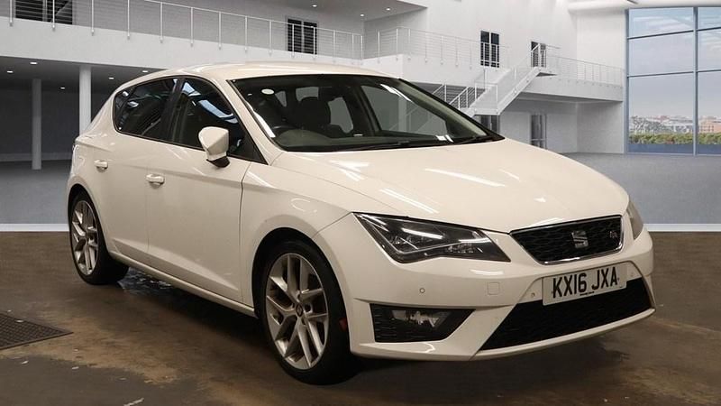 Used Seat Leon FR 2016 White Hatchback