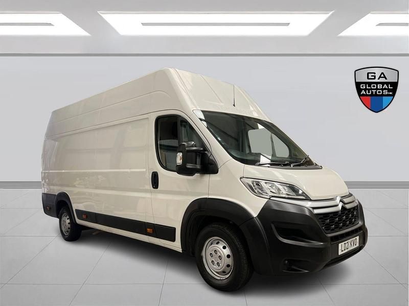 Used Citroën Relay 140 HP (102 kW) 2021 White Van