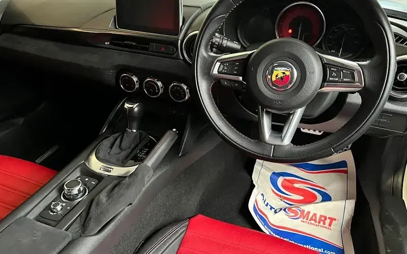 Used Abarth 124 Spider 170 HP (125 kW) 2019 Cabriolet