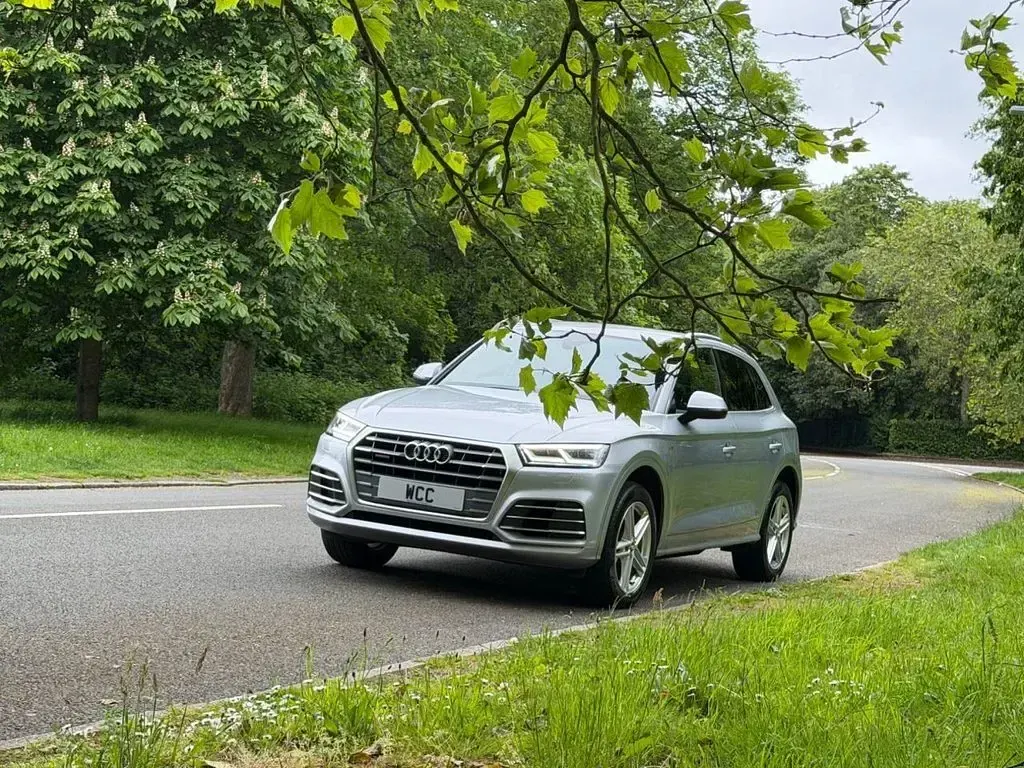 Used Audi Q5 S-Line 190 HP (139 kW) 2018 Silver SUV
