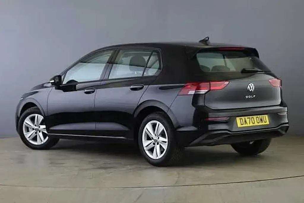 Used VW Golf VIII 130 HP (95 kW) 2021