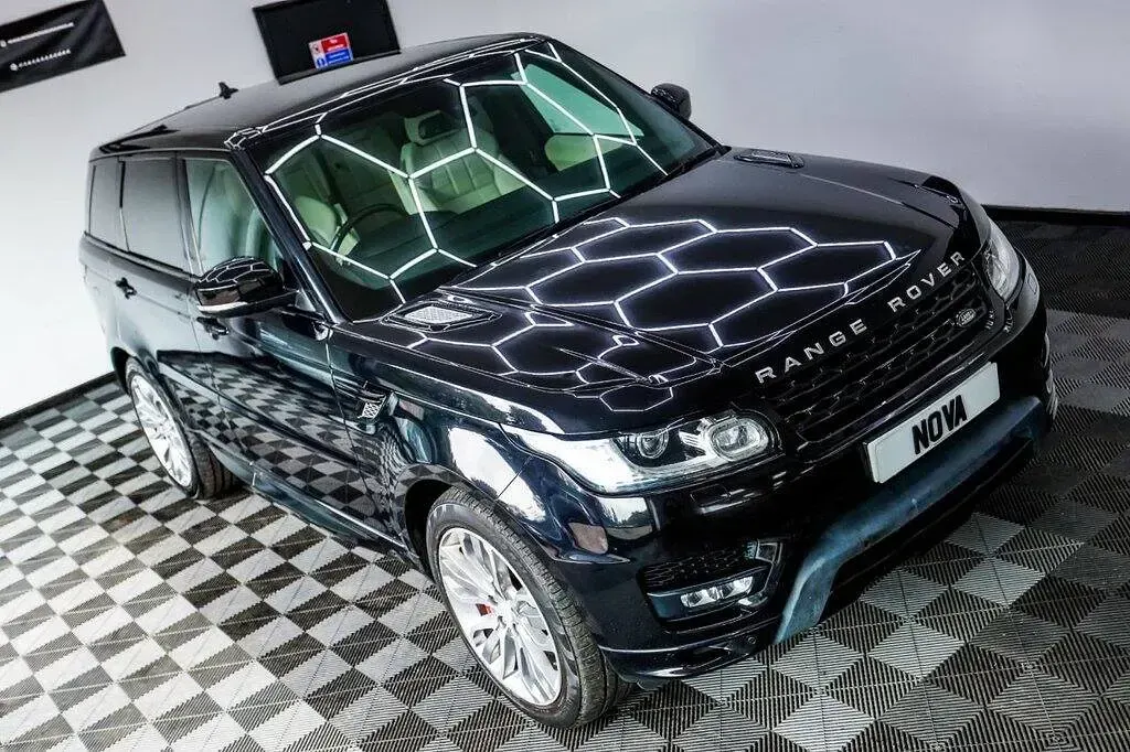 Used Land Rover Range Rover Autobiography Dynamic 301 HP (221 kW) 2015 Black SUV