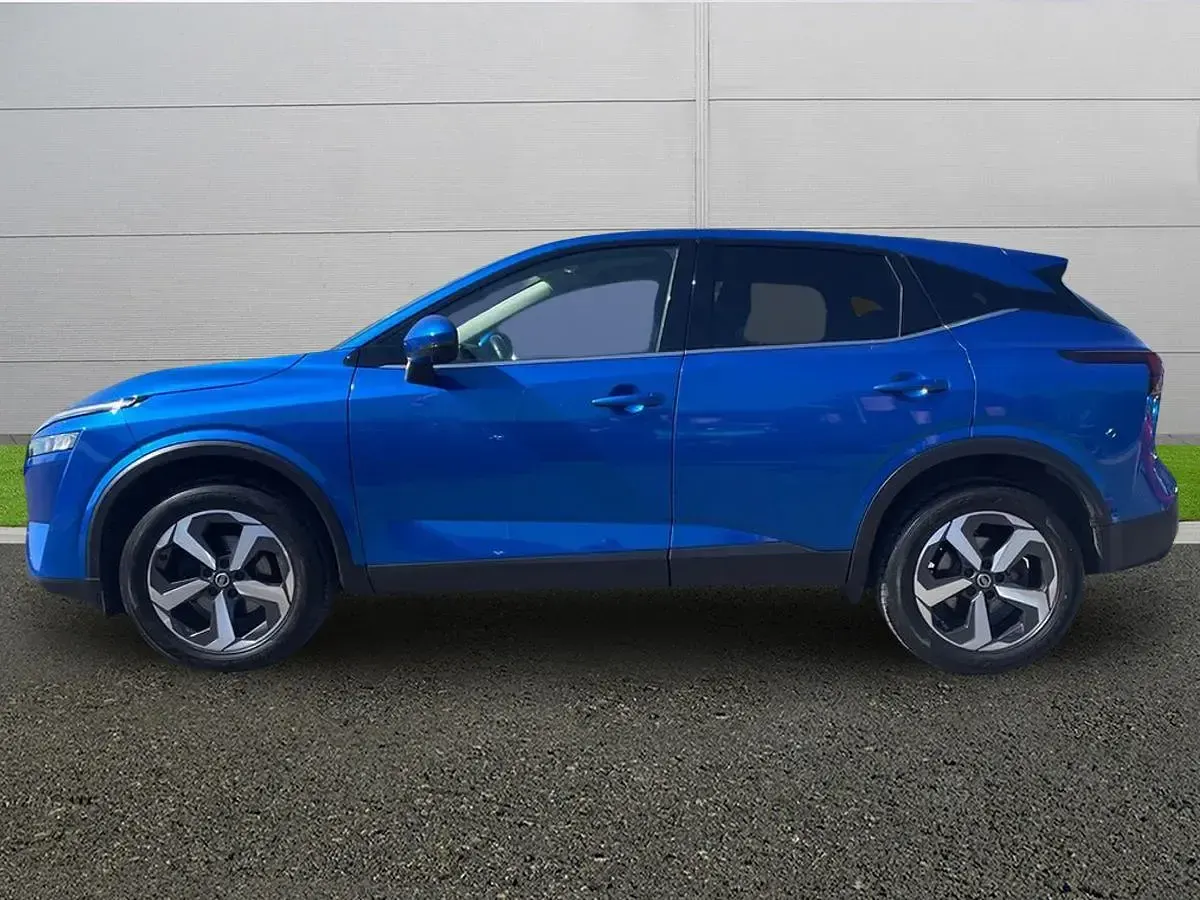 Used Nissan Qashqai N-Connecta 2022 Blue SUV