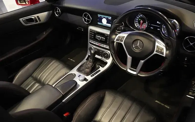 Used Mercedes SLK250 AMG 204 HP (150 kW) 2013 Red Cabriolet
