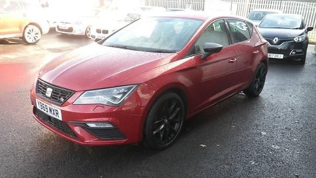 Used Seat Leon Black Edition 2019 Red Hatchback